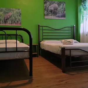  Hostel Akinabalu Youth
